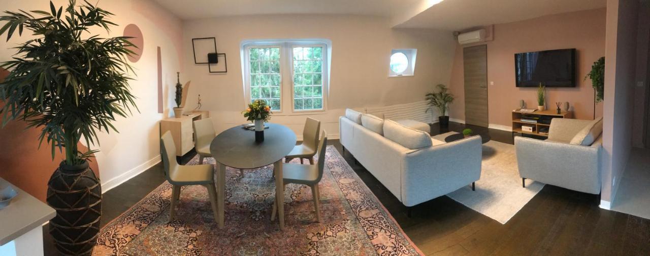 Appartement De 100M2 Dans Un Parc A 20 Mn Du Centre De Paris Garches Exterior photo